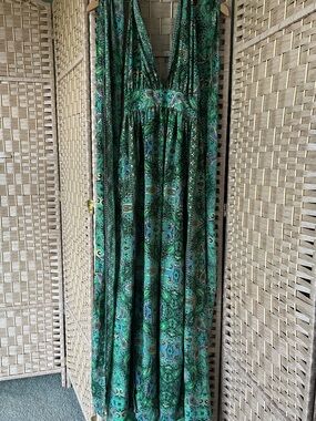 EARTHBOUND Jade Sari Wrap Paisley Print Maxi Dress